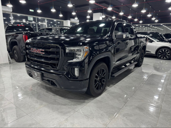 GMC  Sierra  Elevation  2019  Automatic  168,000 Km  8 Cylinder  Four Wheel Drive (4WD)  Pick Up  Black