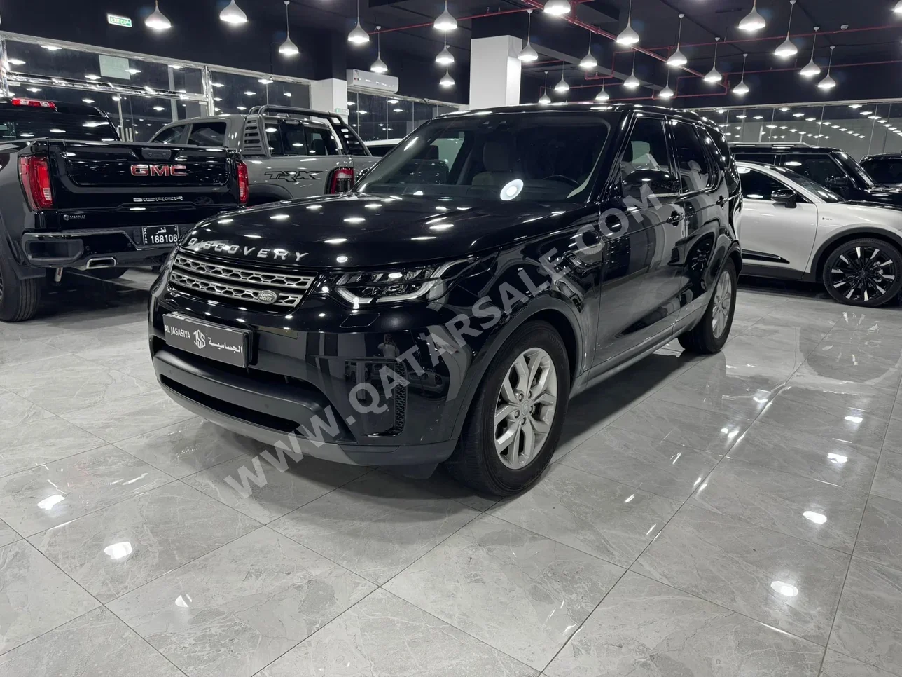 لاند روفر  ديسكفري  سبورت اس اي  2019  اوتوماتيك  75,000 كم  6 سلندر  دفع رباعي  اس يو في  أسود
