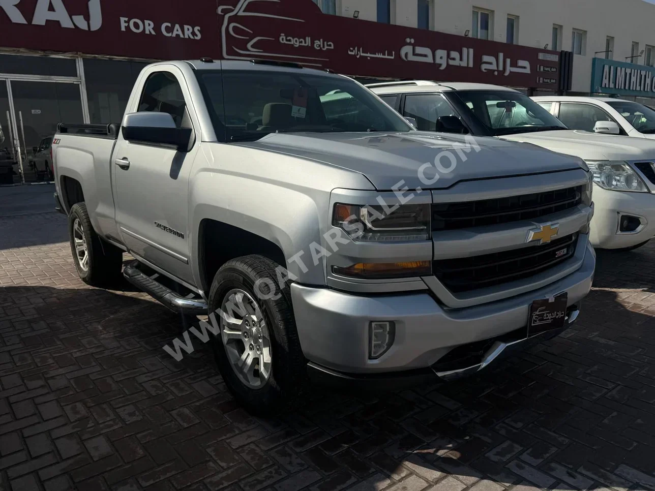 Chevrolet  Silverado  LT  2018  Automatic  170,000 Km  8 Cylinder  Four Wheel Drive (4WD)  Pick Up  Silver