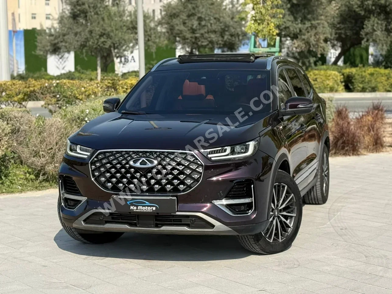 شيري تيجو 8 برو 2023 اوتوماتيك 44,000 كم 4 سلندر سحب امامي اس يو في بنفسجي تحت الضمان