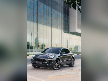 بورش  ماكان  2018  اوتوماتيك  84,000 كم  4 سلندر  دفع رباعي  اس يو في  أسود