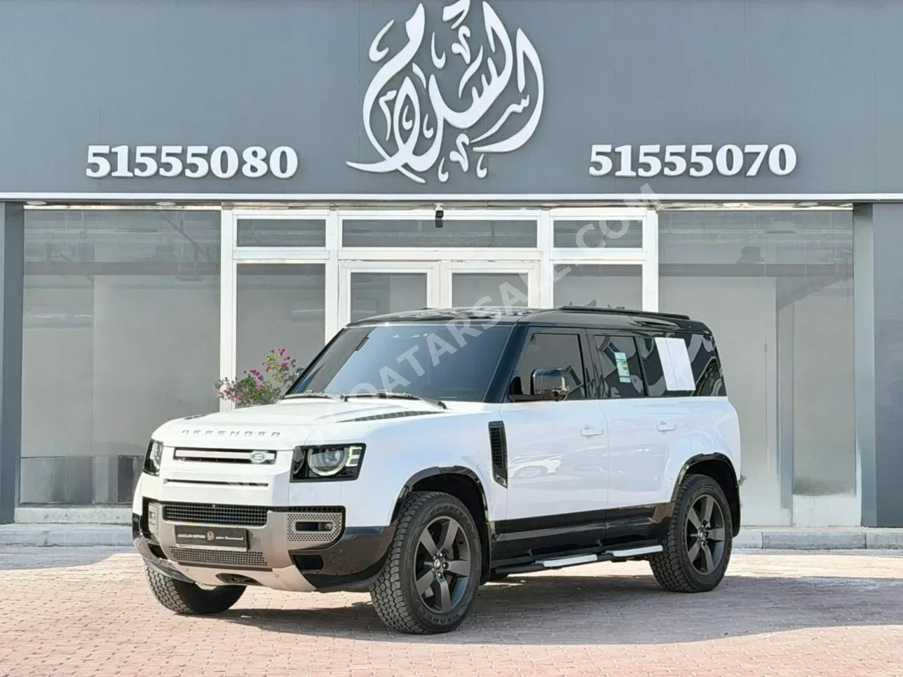 Land Rover  Defender  110 X Dynamic HSE  2025  Automatic  0 Km  6 Cylinder  Four Wheel Drive (4WD)  SUV  White  With Warranty