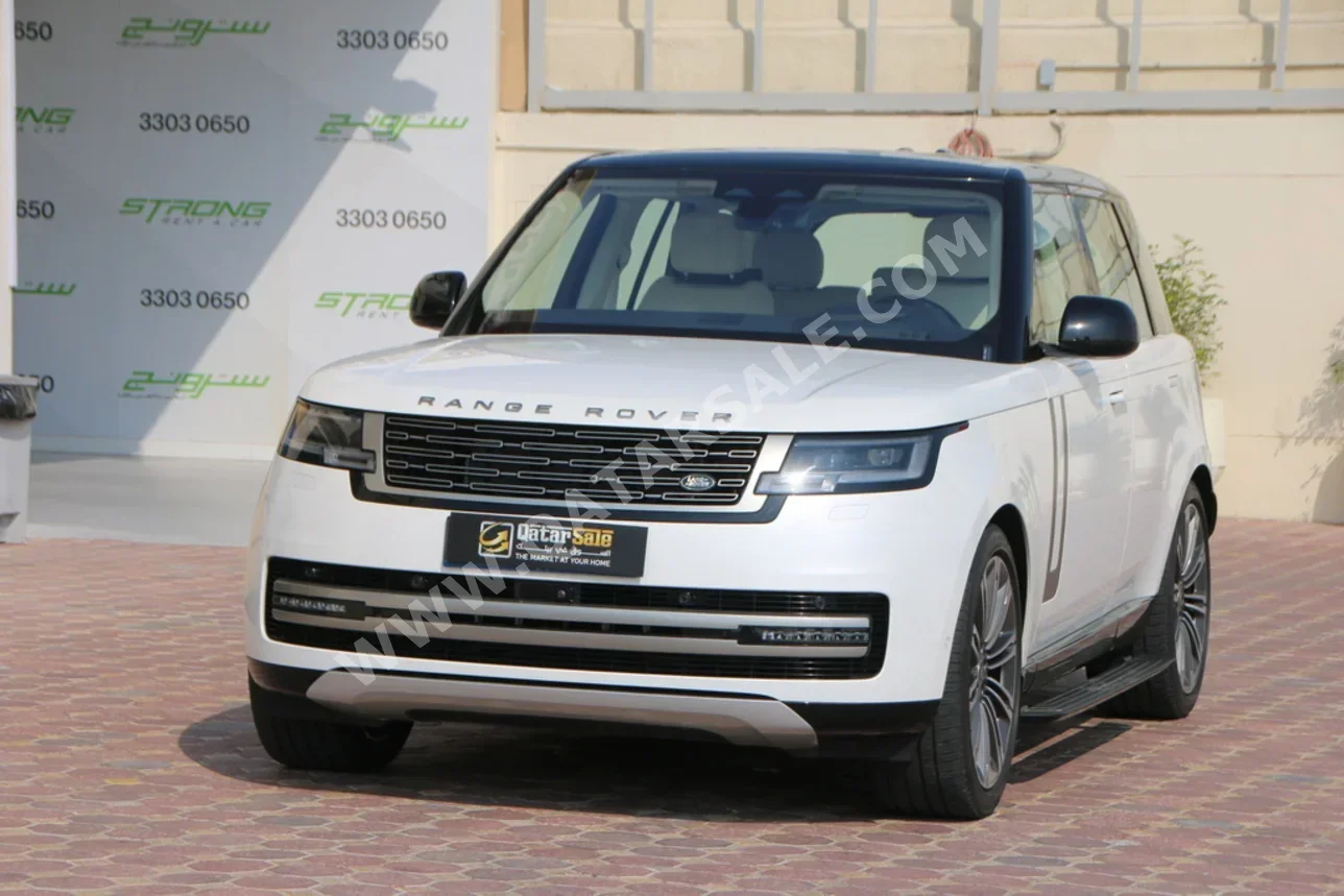 Land Rover  Range Rover  Vogue HSE  2023  Automatic  33,000 Km  8 Cylinder  Four Wheel Drive (4WD)  SUV  White  With Warranty