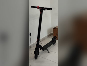 سكوترات سكوتر كهربائي  - أسود