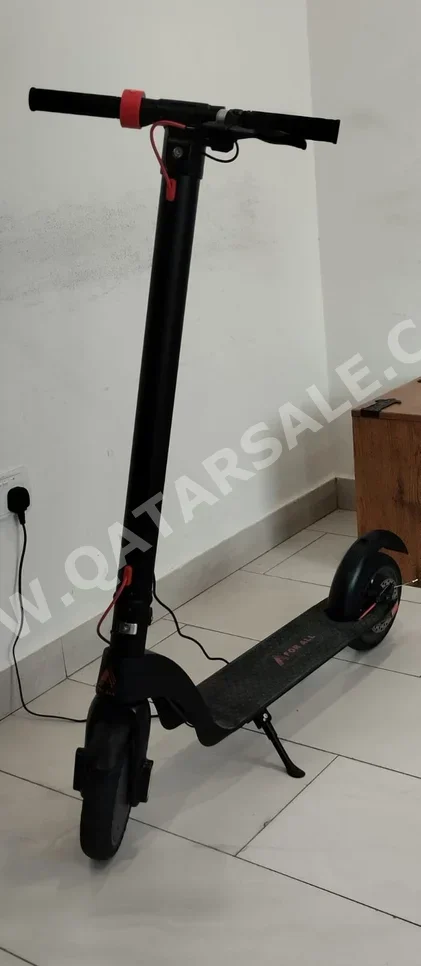 سكوترات سكوتر كهربائي - أسود