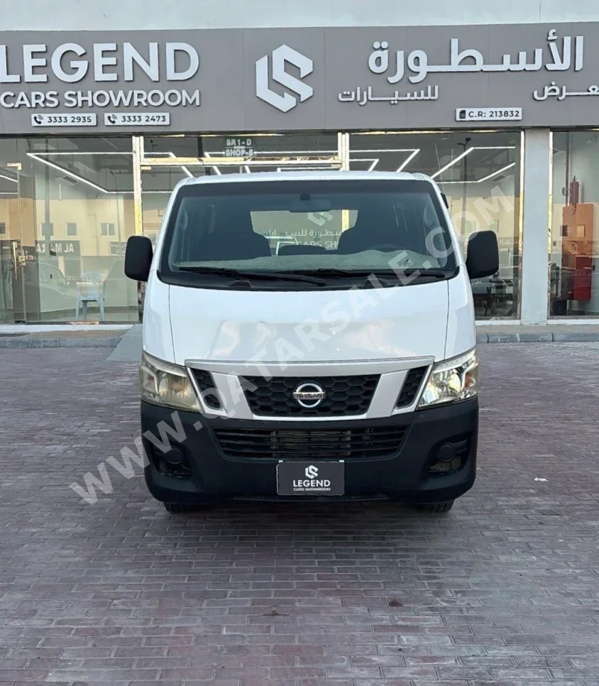 نيسان  أورفان  إن في 350  2016  عادي  326,000 كم  4 سلندر  دفع خلفي  فان \ باص  أبيض