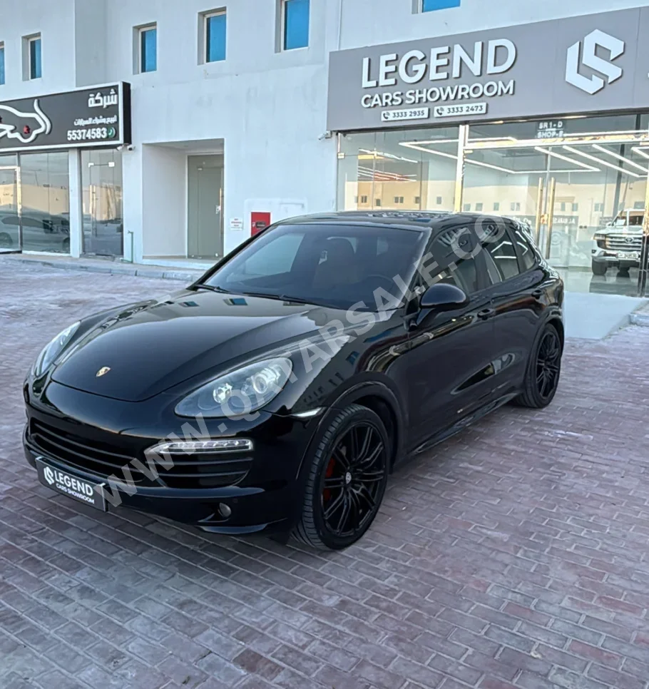 Porsche  Cayenne  GTS  2013  Automatic  235,000 Km  8 Cylinder  Four Wheel Drive (4WD)  SUV  Black