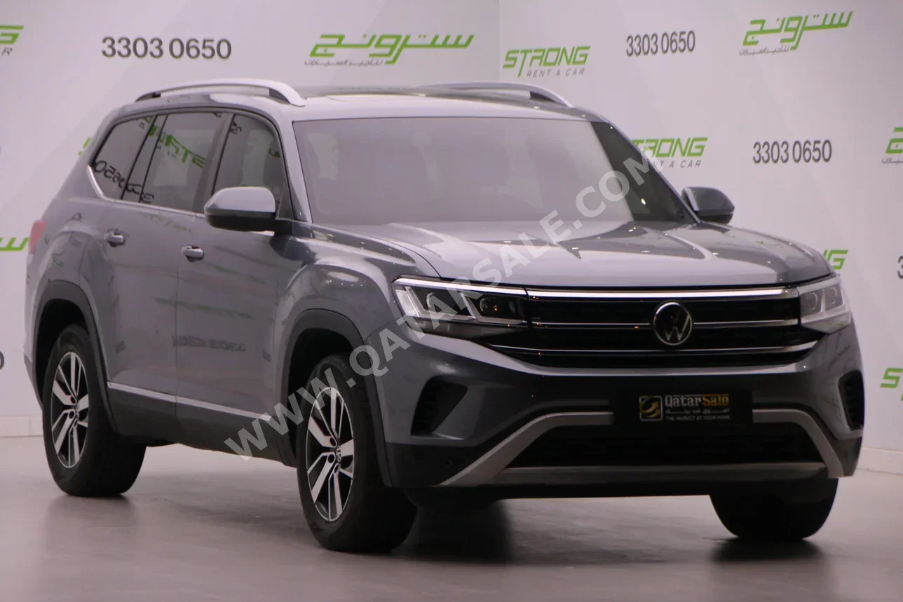 فوكس واغن  تيراماونت  2022  اوتوماتيك  32,000 كم  6 سلندر  دفع رباعي  اس يو في  رمادي