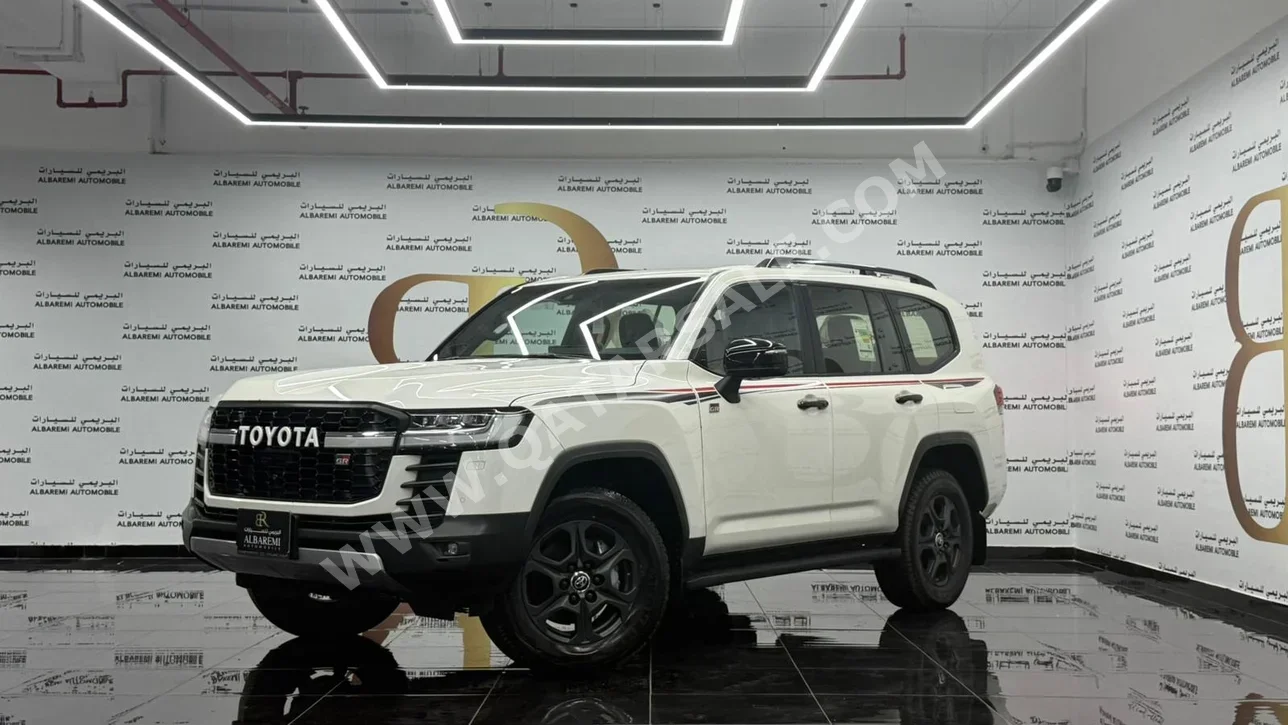 تويوتا  لاند كروزر  جي ار سبورت توين تيربو  2023  اوتوماتيك  0 كم  6 سلندر  دفع رباعي  اس يو في  أبيض  تحت الضمان