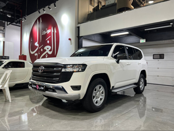 Toyota  Land Cruiser  GX  2023  Automatic  88,000 Km  6 Cylinder  Four Wheel Drive (4WD)  SUV  White  With Warranty