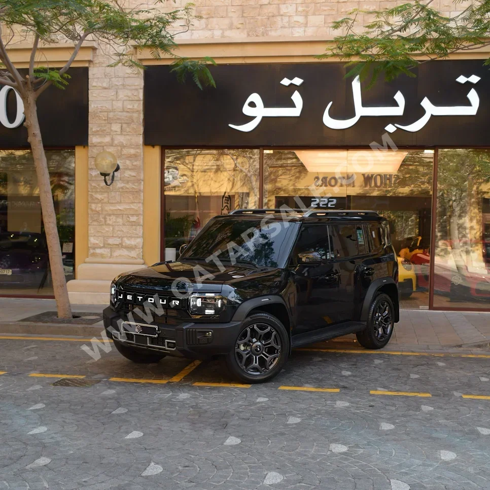 جيتور  تي 2  2025  اوتوماتيك  7,700 كم  4 سلندر  دفع رباعي  اس يو في  أسود  تحت الضمان