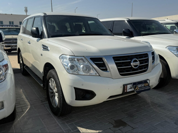Nissan  Patrol  XE  2019  Automatic  127,000 Km  8 Cylinder  Four Wheel Drive (4WD)  SUV  White