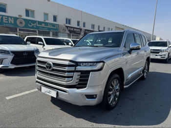 تويوتا  لاند كروزر  في اكس ار توين توربو  2024  اوتوماتيك  86,000 كم  6 سلندر  دفع رباعي  اس يو في  فضي  تحت الضمان