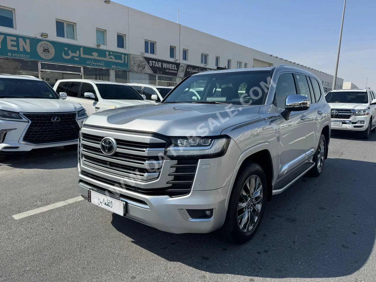 تويوتا  لاند كروزر  في اكس ار توين توربو  2024  اوتوماتيك  86,000 كم  6 سلندر  دفع رباعي  اس يو في  فضي  تحت الضمان
