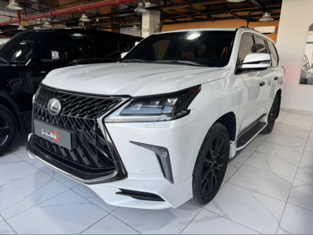 لكزس  ال اكس  570 اس بلاك ايديشن  2019  اوتوماتيك  174,000 كم  8 سلندر  دفع رباعي  اس يو في  أبيض