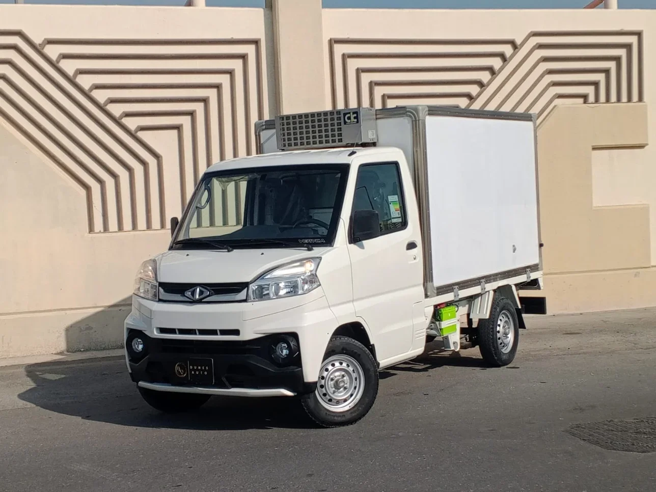 CMC  Veryca  2023  Manual  112,000 Km  4 Cylinder  Rear Wheel Drive (RWD)  Van / Bus  White