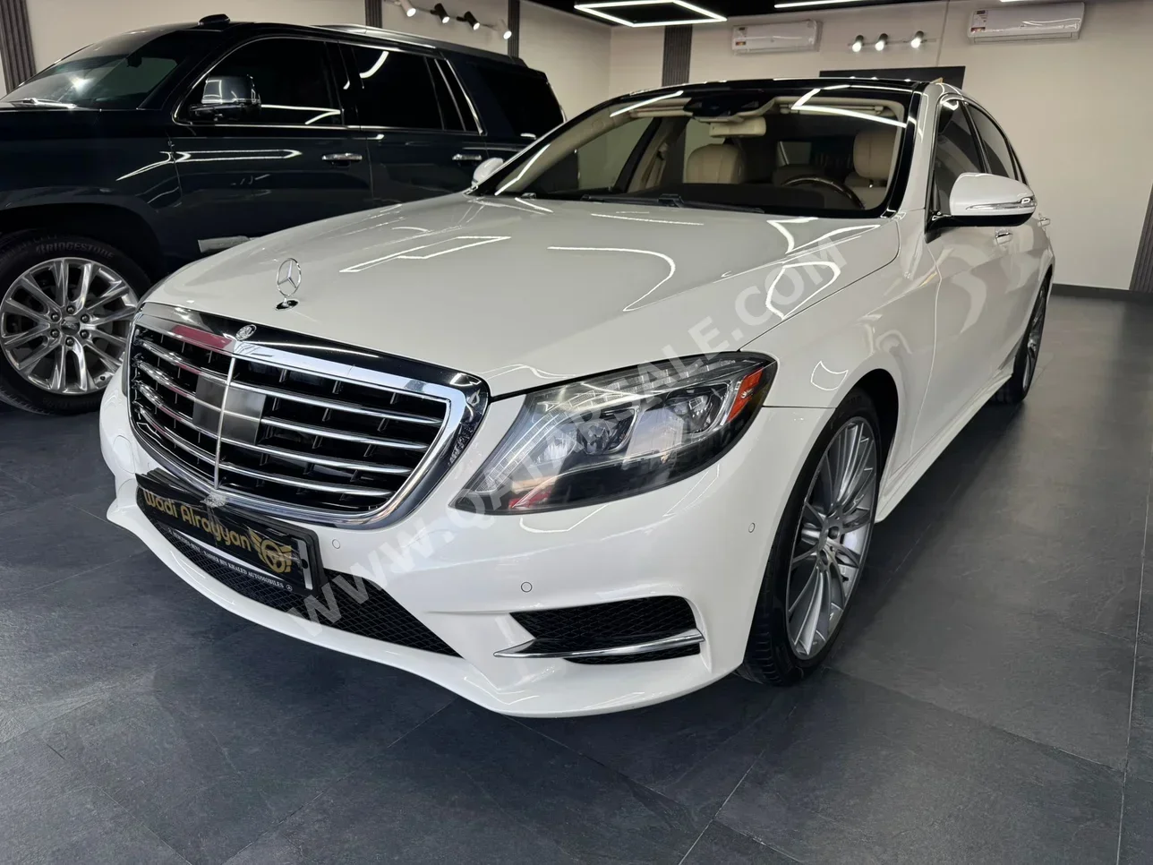 مرسيدس - بنز  اس - كلاس  500  2015  اوتوماتيك  204,000 كم  8 سلندر  دفع خلفي  سيدان  أبيض