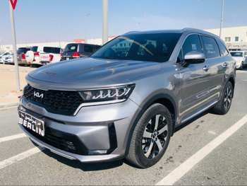 Kia  Sorento  2022  Automatic  64,000 Km  6 Cylinder  Four Wheel Drive (4WD)  SUV  Silver  With Warranty