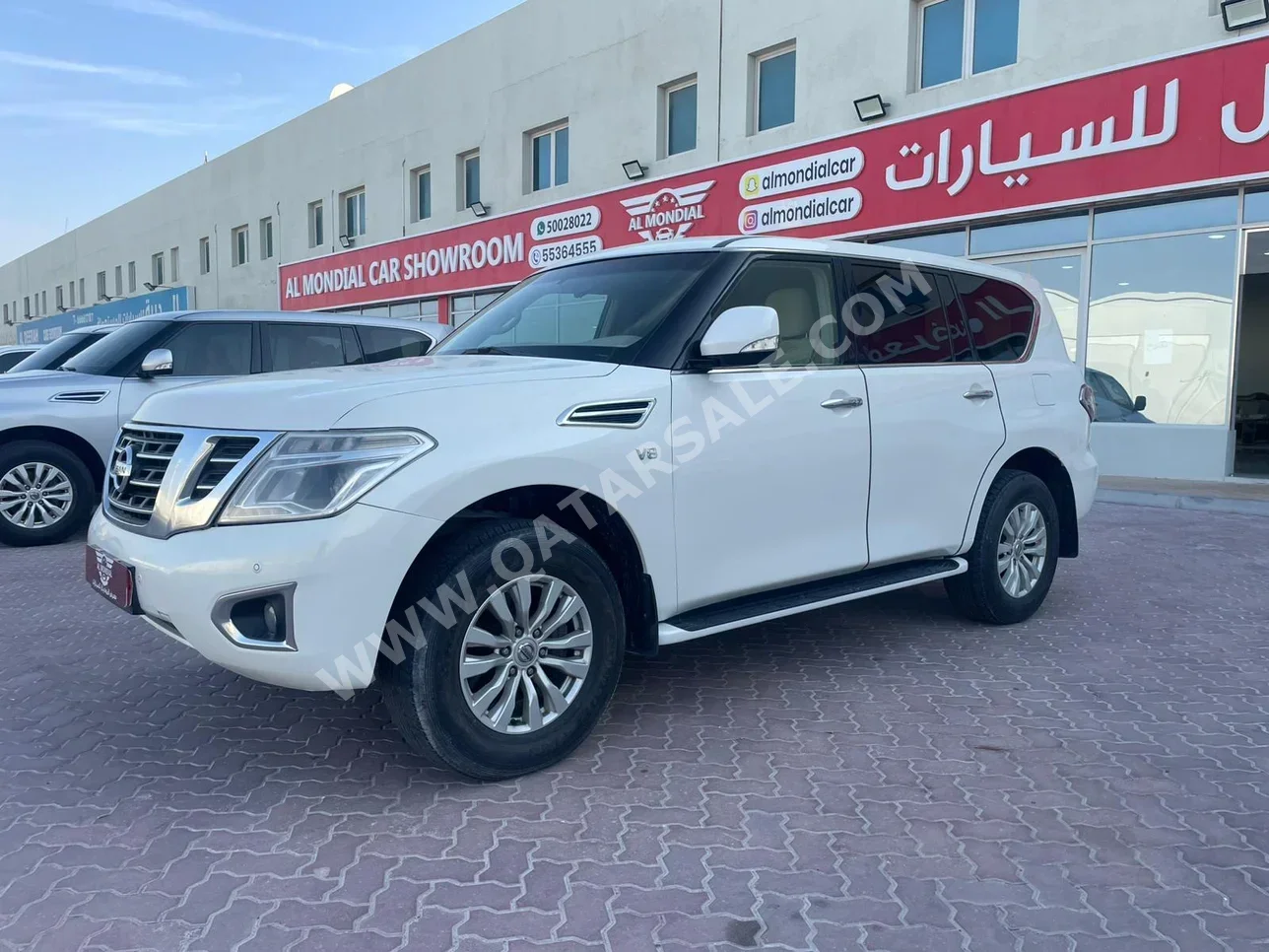 نيسان  باترول  اس اي  2014  اوتوماتيك  227,000 كم  8 سلندر  دفع رباعي  اس يو في  أبيض