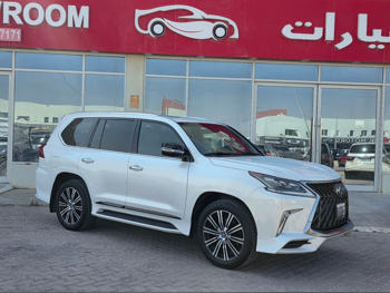 Lexus  LX  570 S  2018  Automatic  138,000 Km  8 Cylinder  Four Wheel Drive (4WD)  SUV  White