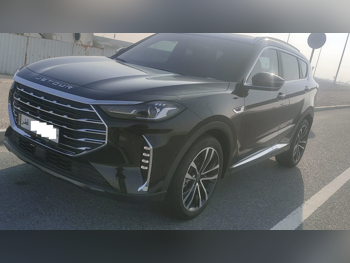 جيتور  اكس 70  بلس  2025  اوتوماتيك  23,000 كم  4 سلندر  دفع رباعي  اس يو في  أسود  تحت الضمان