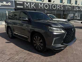 Lexus  LX  570 S  2016  Automatic  356,000 Km  8 Cylinder  Four Wheel Drive (4WD)  SUV  Gray