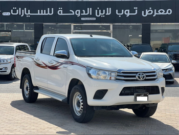 Toyota  Hilux  2022  Automatic  48,000 Km  4 Cylinder  Four Wheel Drive (4WD)  Pick Up  White
