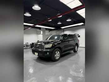 Toyota  Sequoia  SR5  2012  Automatic  248,000 Km  8 Cylinder  Four Wheel Drive (4WD)  SUV  Black