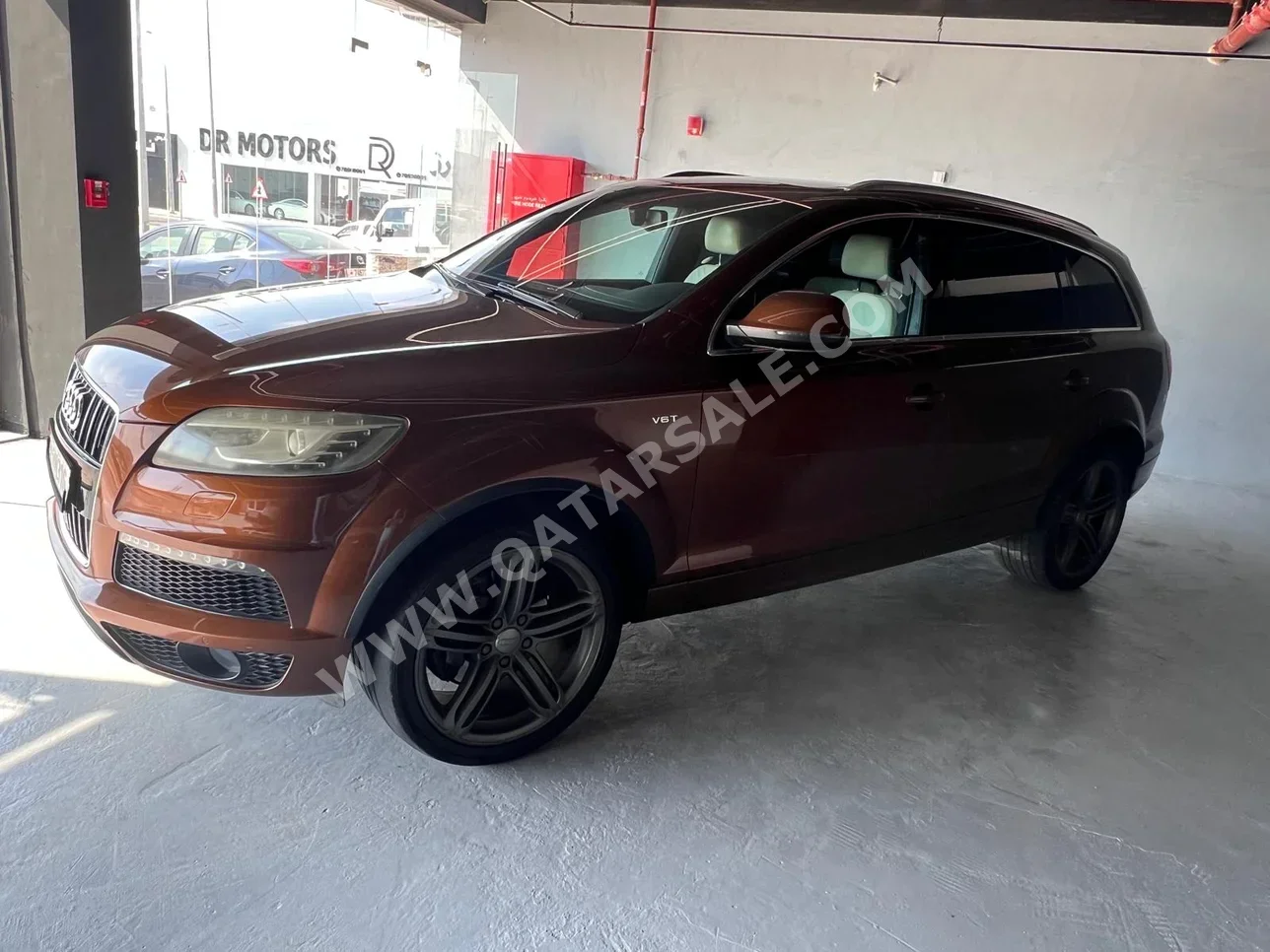 Audi  Q7  2014  Automatic  131,000 Km  6 Cylinder  Four Wheel Drive (4WD)  SUV  Orange