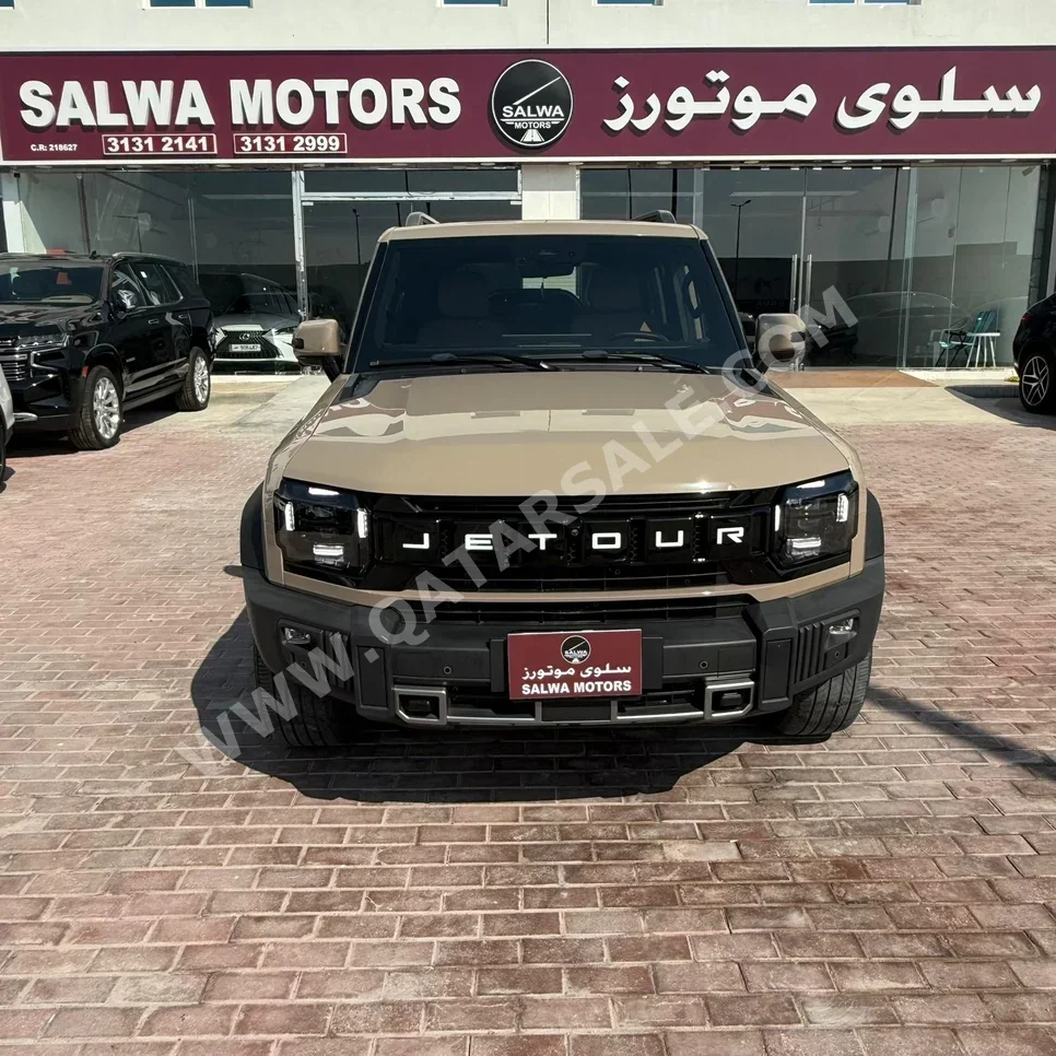 Jetour  T2  Luxury  2025  Automatic  35,000 Km  4 Cylinder  Four Wheel Drive (4WD)  SUV  Beige  With Warranty