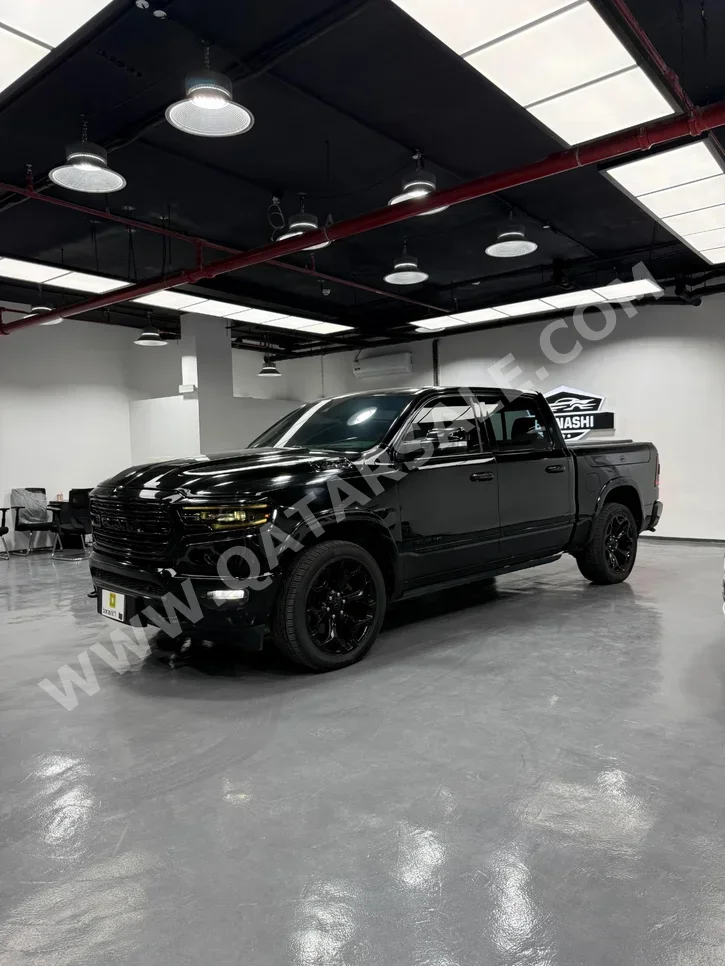 Dodge  Ram  1500  2021  Automatic  143,000 Km  8 Cylinder  Four Wheel Drive (4WD)  Pick Up  Black