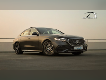 مرسيدس - بنز  اي - كلاس  200 AMG  2026  اوتوماتيك  0 كم  4 سلندر  دفع خلفي  سيدان  رمادي  تحت الضمان