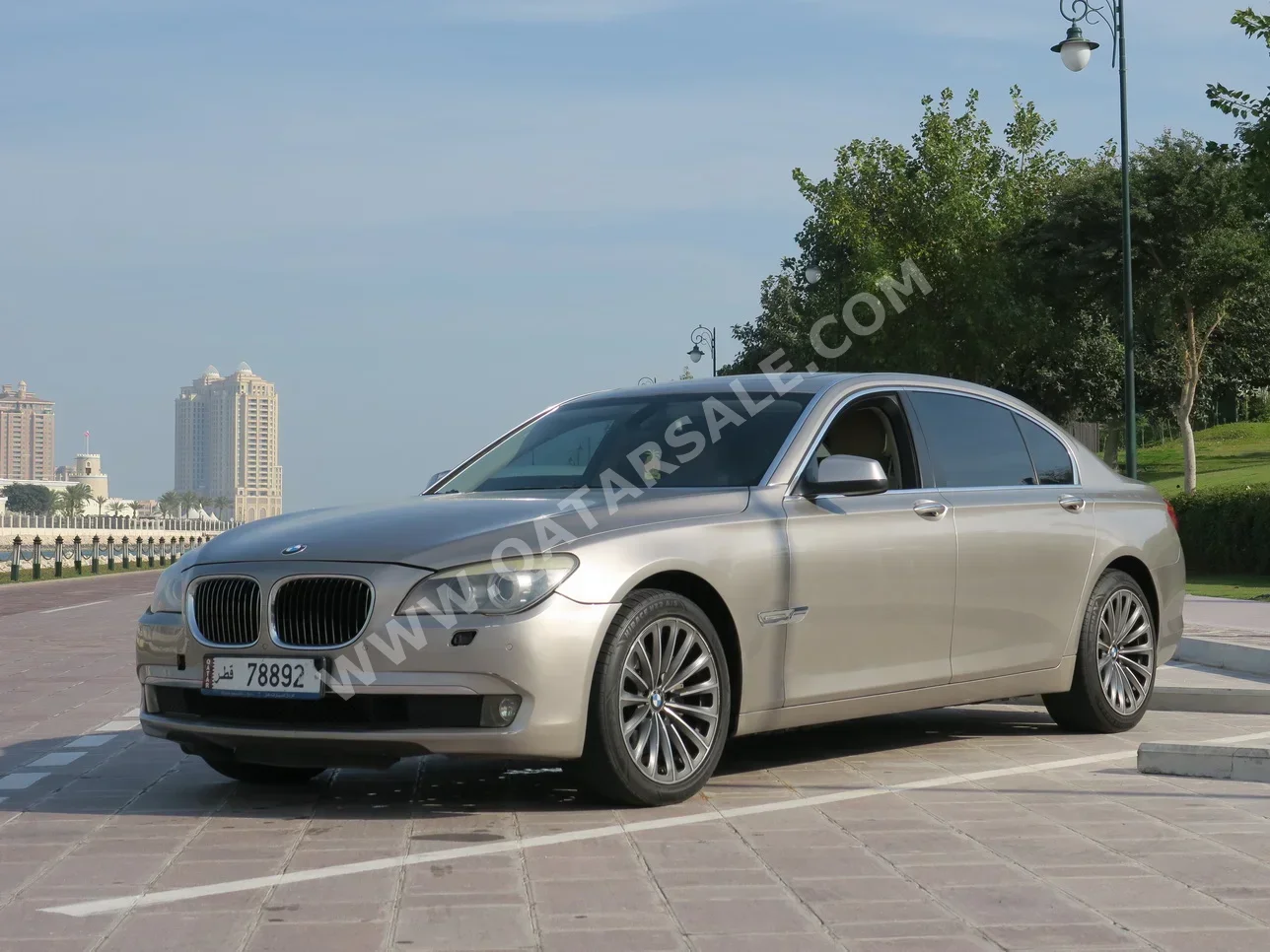 BMW  7-Series  730 Li  2012  Automatic  129,000 Km  6 Cylinder  Rear Wheel Drive (RWD)  Sedan  Gold