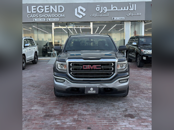 جي ام سي  سييرا  1500  2016  اوتوماتيك  200,000 كم  8 سلندر  دفع رباعي  بيكب  أسود