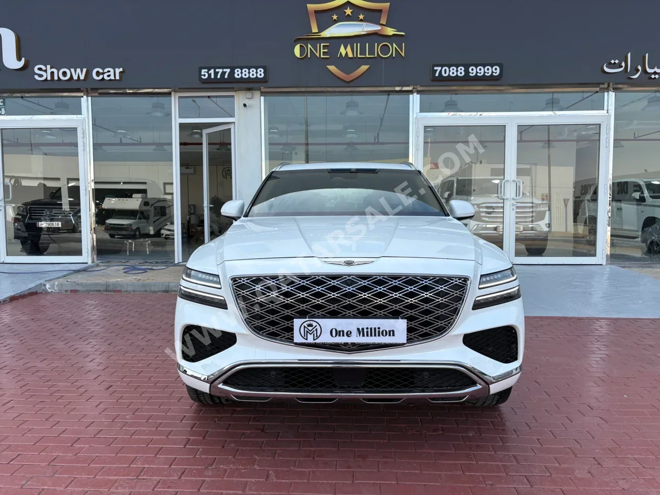 Genesis  GV 80  2025  Automatic  21,000 Km  6 Cylinder  Four Wheel Drive (4WD)  SUV  White  With Warranty