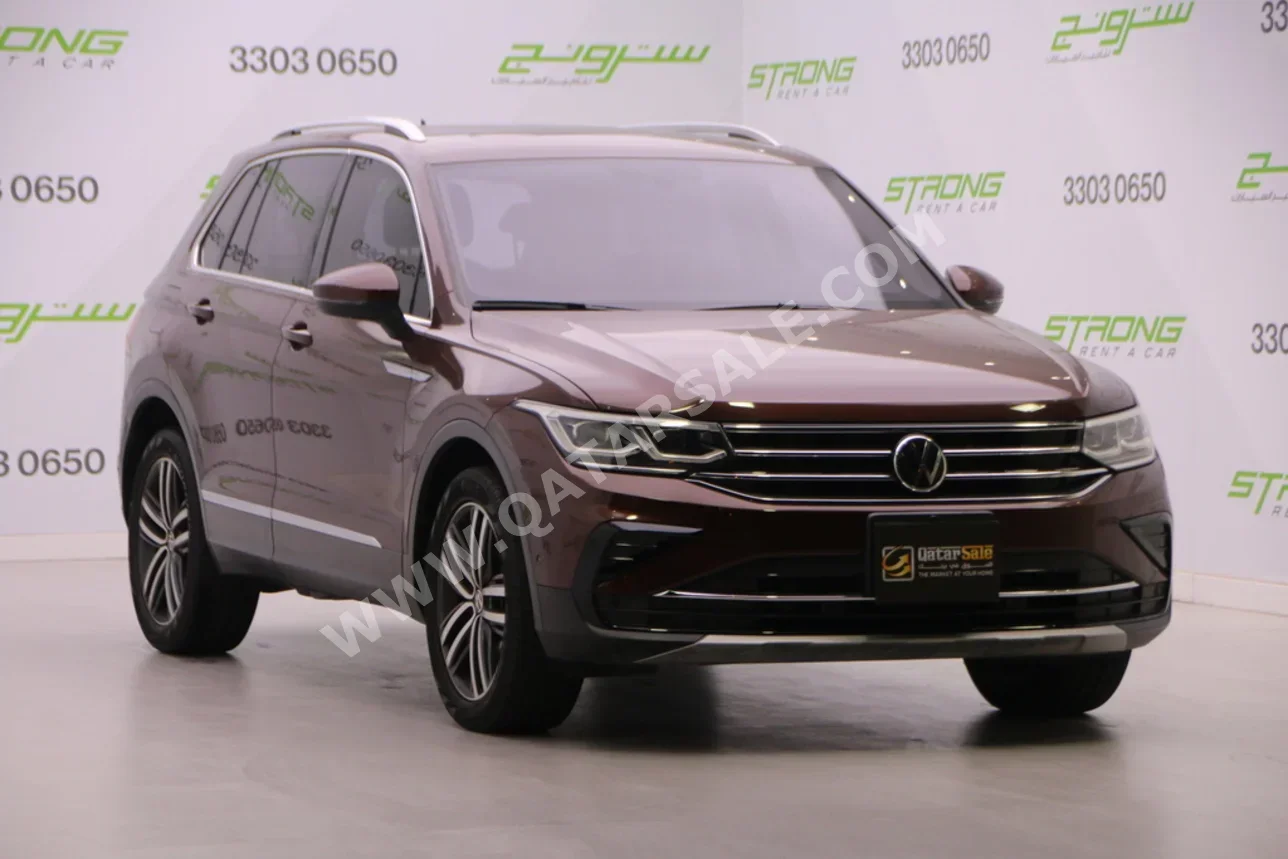 فوكس واغن  تيغوان  اليغانس  2022  اوتوماتيك  42,000 كم  4 سلندر  دفع كلي مستمر  اس يو في  بني