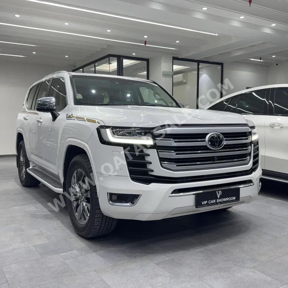 تويوتا لاند كروزر في اكس ار توين توربو 2022 اوتوماتيك 79,000 كم 6 سلندر دفع رباعي اس يو في أبيض