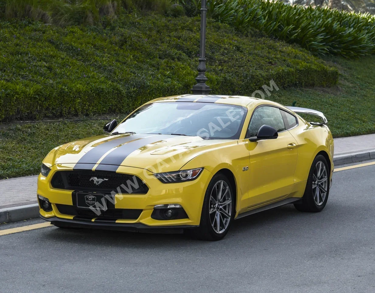 فورد  موستانغ  جي تي  2016  اوتوماتيك  119,000 كم  8 سلندر  دفع خلفي  كوبيه \ سبورت  أصفر  تحت الضمان
