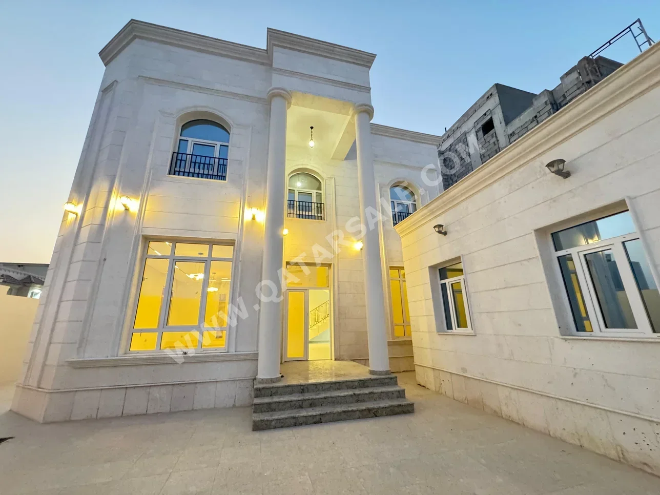 سكن عائلي  - غير مفروشة  - الدوحة  - الثمامة  - 7 غرف نوم