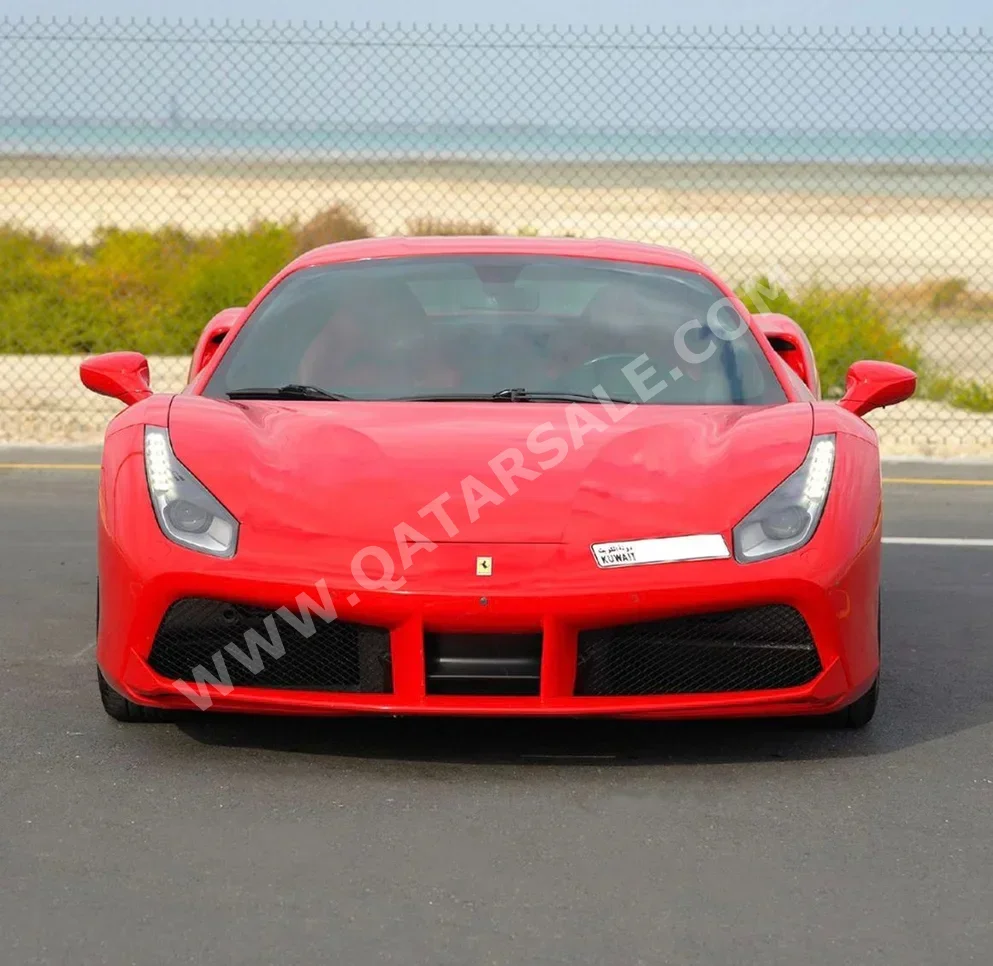 فيراري  488  جي تي بي  2016  اوتوماتيك  41,000 كم  8 سلندر  دفع خلفي  كوبيه \ سبورت  أحمر