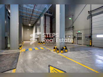 Warehouses & Stores - Umm Salal  - Umm Salal Ali  -Area Size: 1427 Square Meter