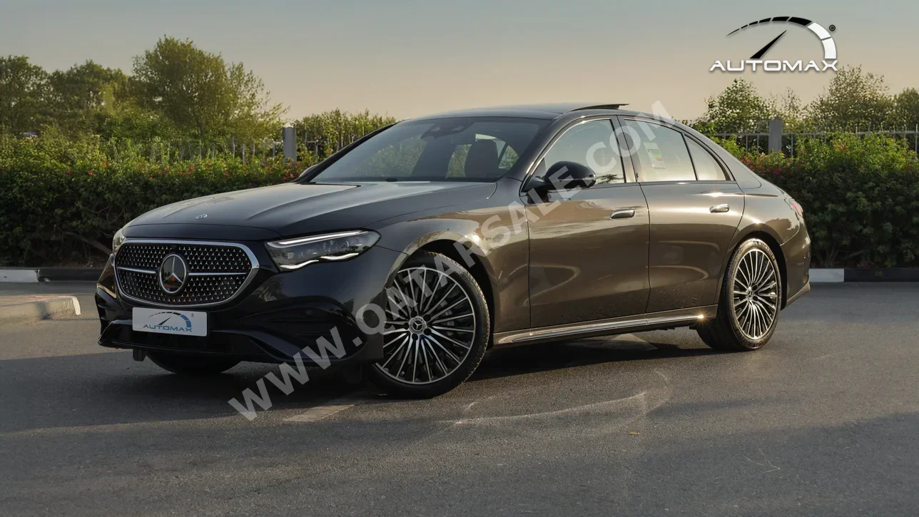 مرسيدس - بنز  اي - كلاس  300 AMG  2026  اوتوماتيك  0 كم  4 سلندر  دفع خلفي  سيدان  رمادي  تحت الضمان