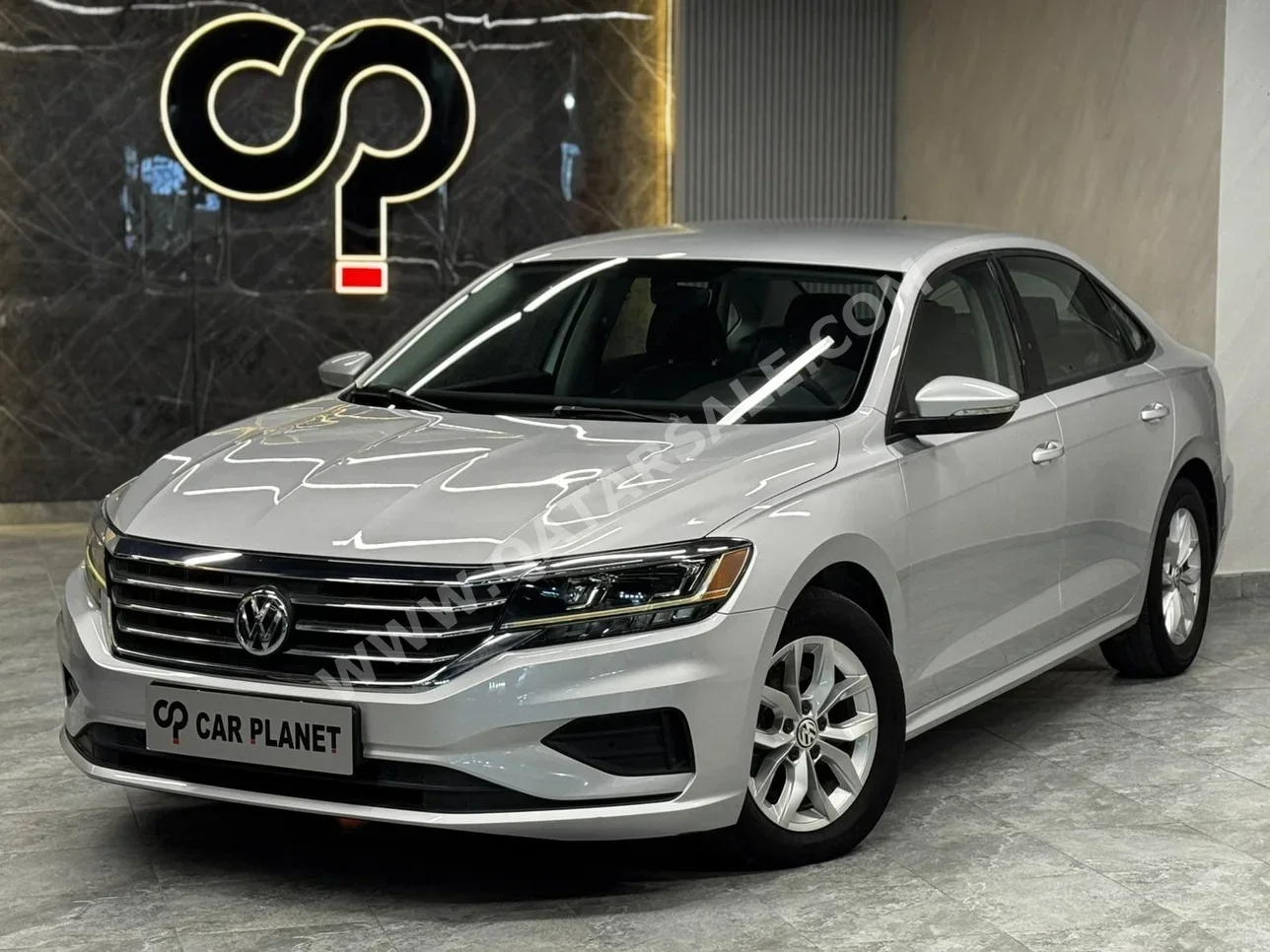 Volkswagen  Passat  2020  Automatic  160,000 Km  4 Cylinder  Front Wheel Drive (FWD)  Sedan  Silver