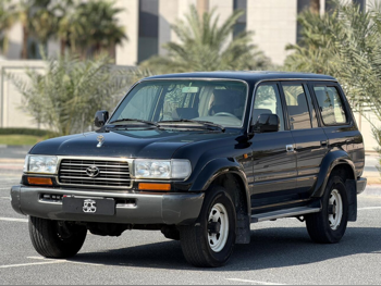 Toyota  Land Cruiser  VXR  1997  Automatic  255,000 Km  8 Cylinder  Four Wheel Drive (4WD)  SUV  Black