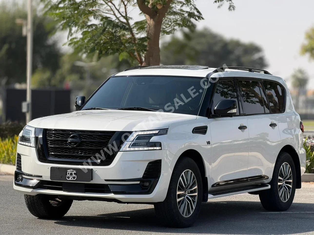 نيسان  باترول  بلاتنيوم  2021  اوتوماتيك  77,000 كم  8 سلندر  دفع رباعي  اس يو في  أبيض