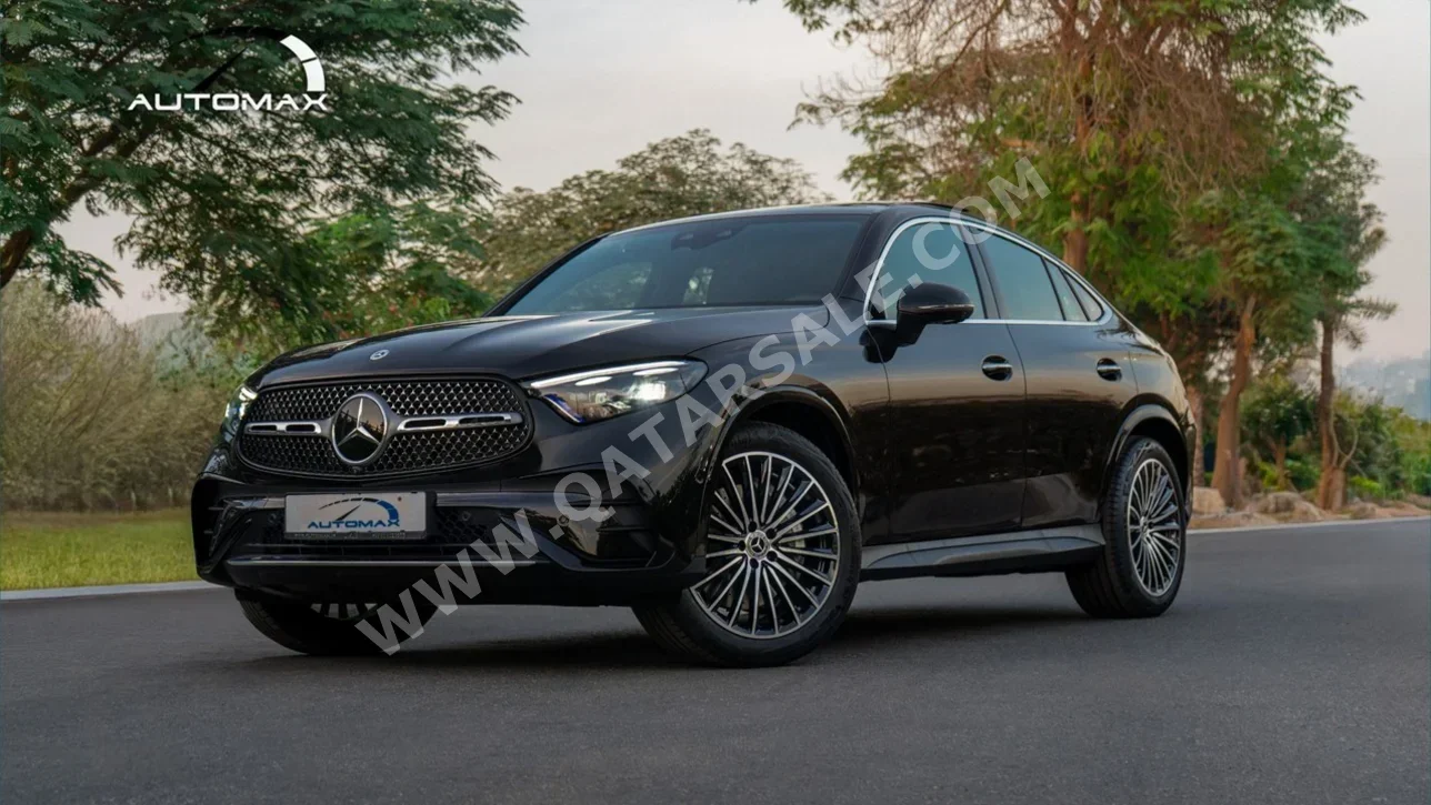 مرسيدس - بنز  جي ال سي  300  2026  اوتوماتيك  0 كم  4 سلندر  دفع كلي مستمر  كوبيه \ سبورت  أسود  تحت الضمان