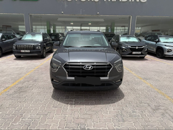 هيونداي  كريتا  2022  اوتوماتيك  62,000 كم  4 سلندر  سحب امامي  اس يو في  رمادي