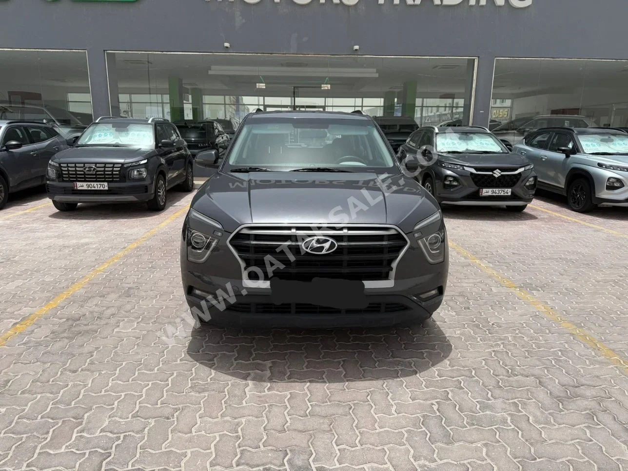 هيونداي  كريتا  2022  اوتوماتيك  62,000 كم  4 سلندر  سحب امامي  اس يو في  رمادي