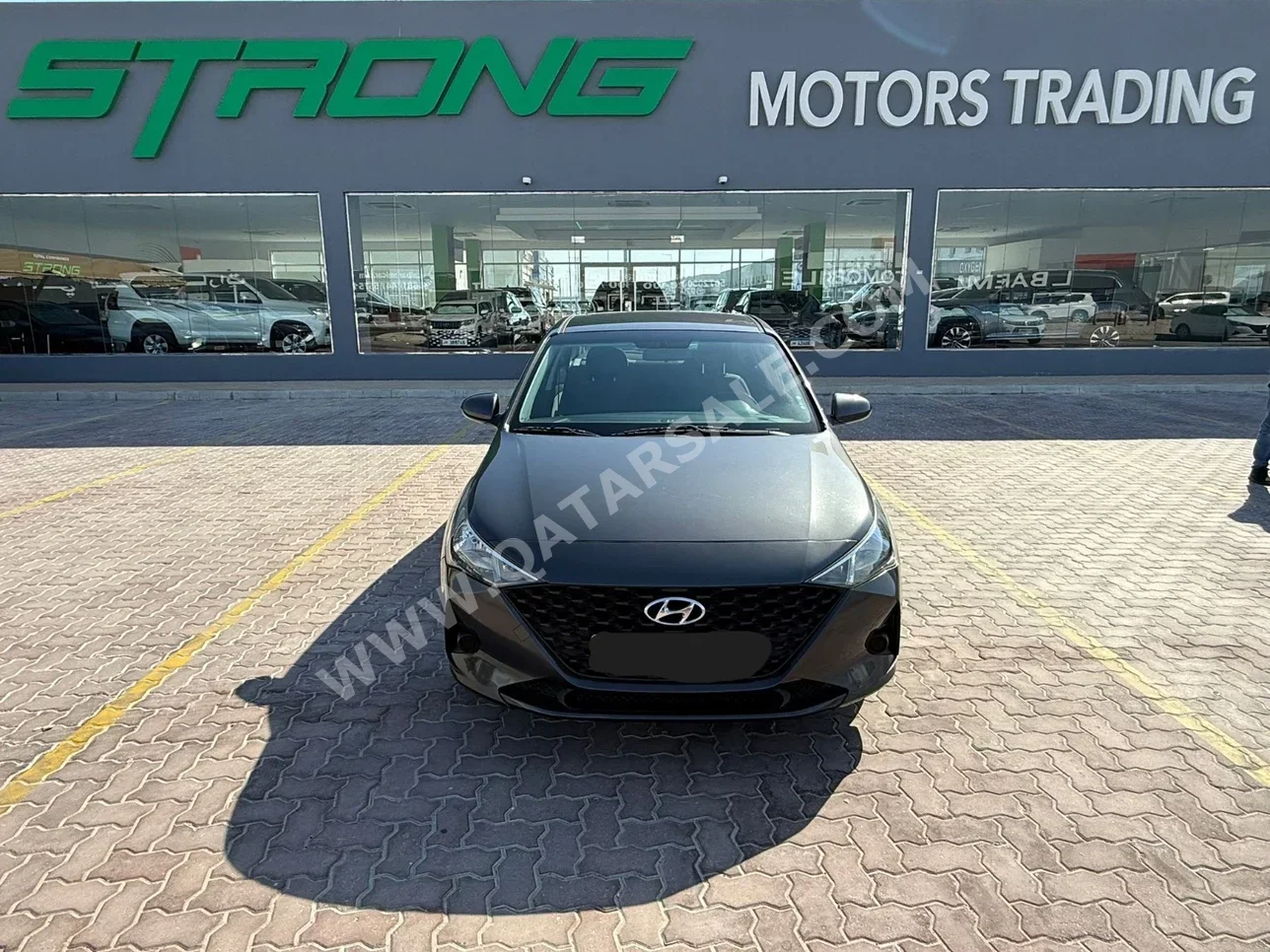 هيونداي  اكسنت  2022  اوتوماتيك  64,000 كم  4 سلندر  سحب امامي  سيدان  رمادي