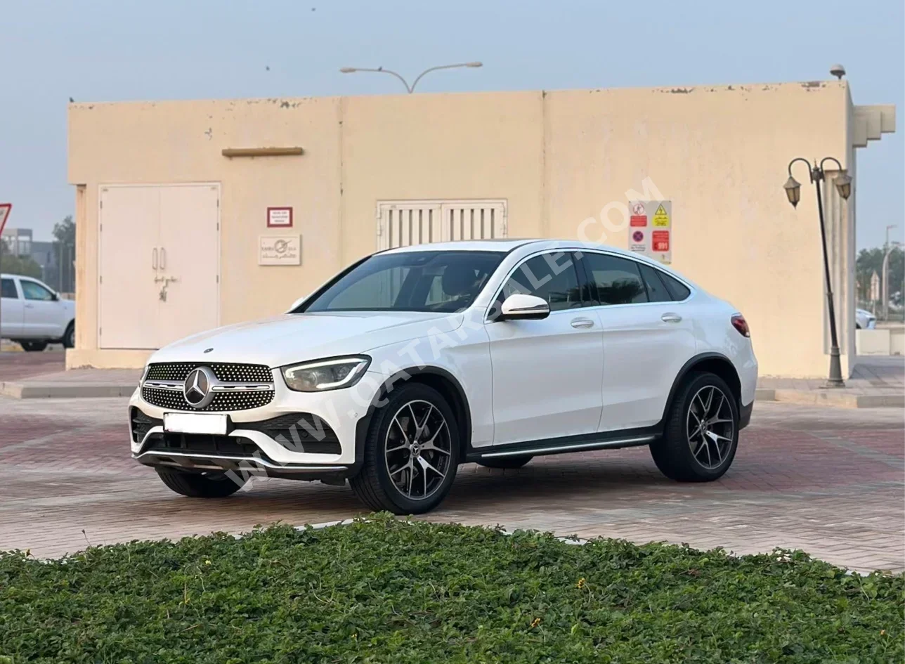مرسيدس - بنز  جي ال سي  300  2020  اوتوماتيك  106,000 كم  4 سلندر  دفع خلفي  اس يو في  أبيض